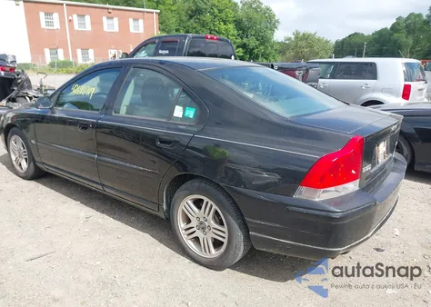 2006 Volvo S60 2.5T из США, поврежденный, VIN YV1RS592362544874